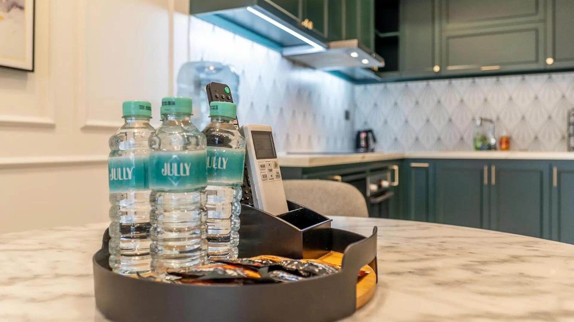Apartment De Lux Madison Best Central 2 Bedrooms 2 Baths, Pool Gym Ho Chi Minh City